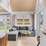 Feriehus Awesome In Tranekær
