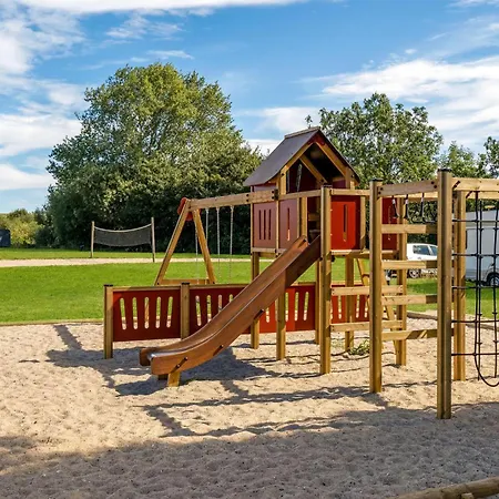 Awesome In Holiday home