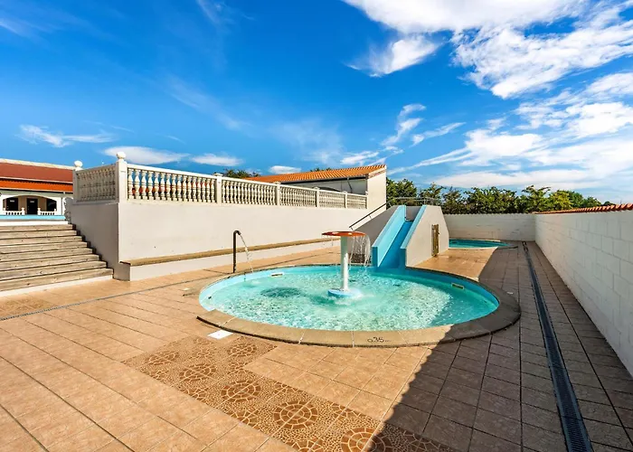 Awesome In Tranekaer