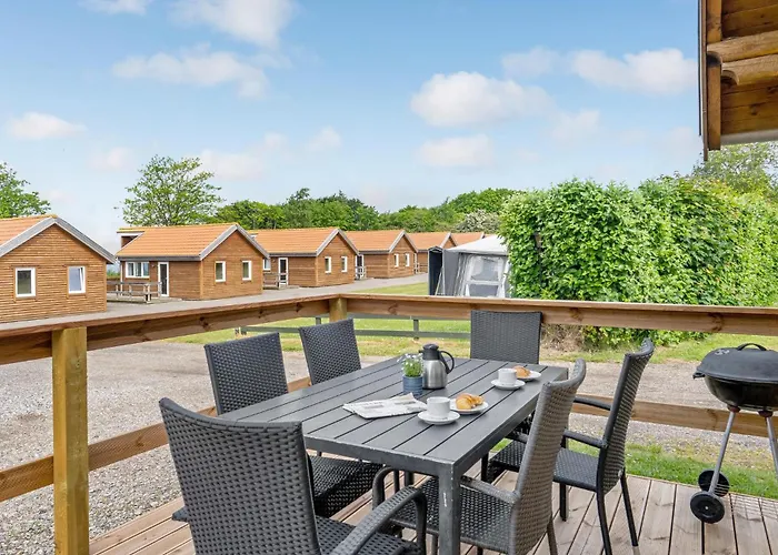 Holiday home Awesome In